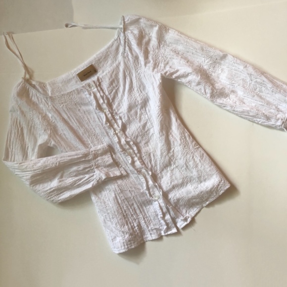 Final Touch Bateau or Shoulder Hugging, Crinkled, Ruffled Top - Picture 15 of 15